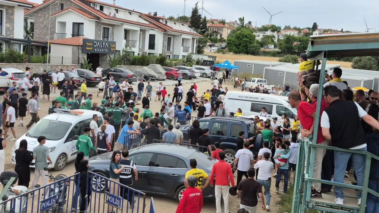 19 Mayıs etkinliğinde ortalık karıştı! Futbolcular maç sonu birbirine girdi