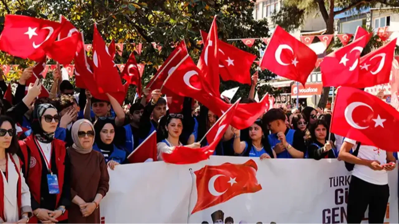 20 Mayıs okullar tatil mi, yarın okul var mı?