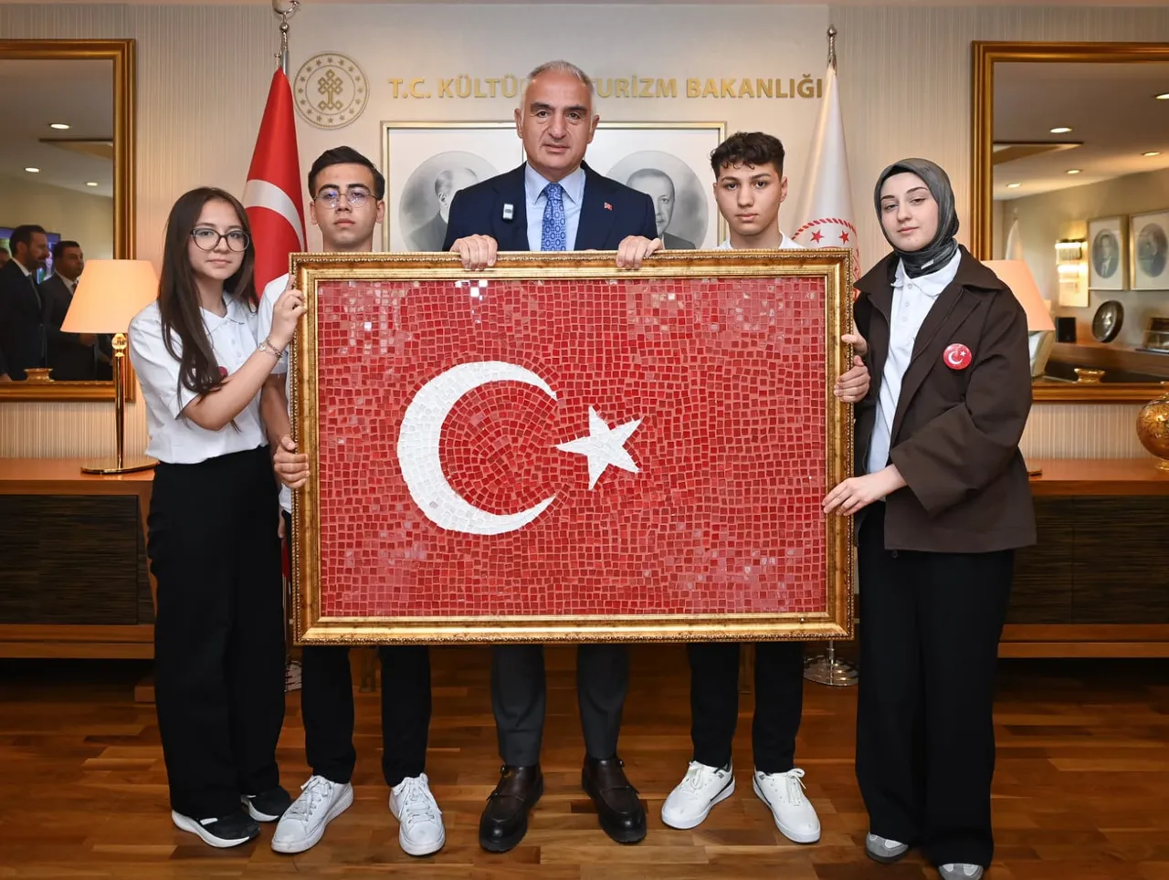 Cumhurbaşkanı Erdoğan ve bakanlardan 19 Mayıs mesajları