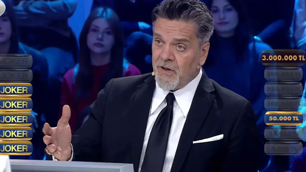 Mimar Sinan hayatı boyunca kaç padişahın yaşadığını görmüştür?