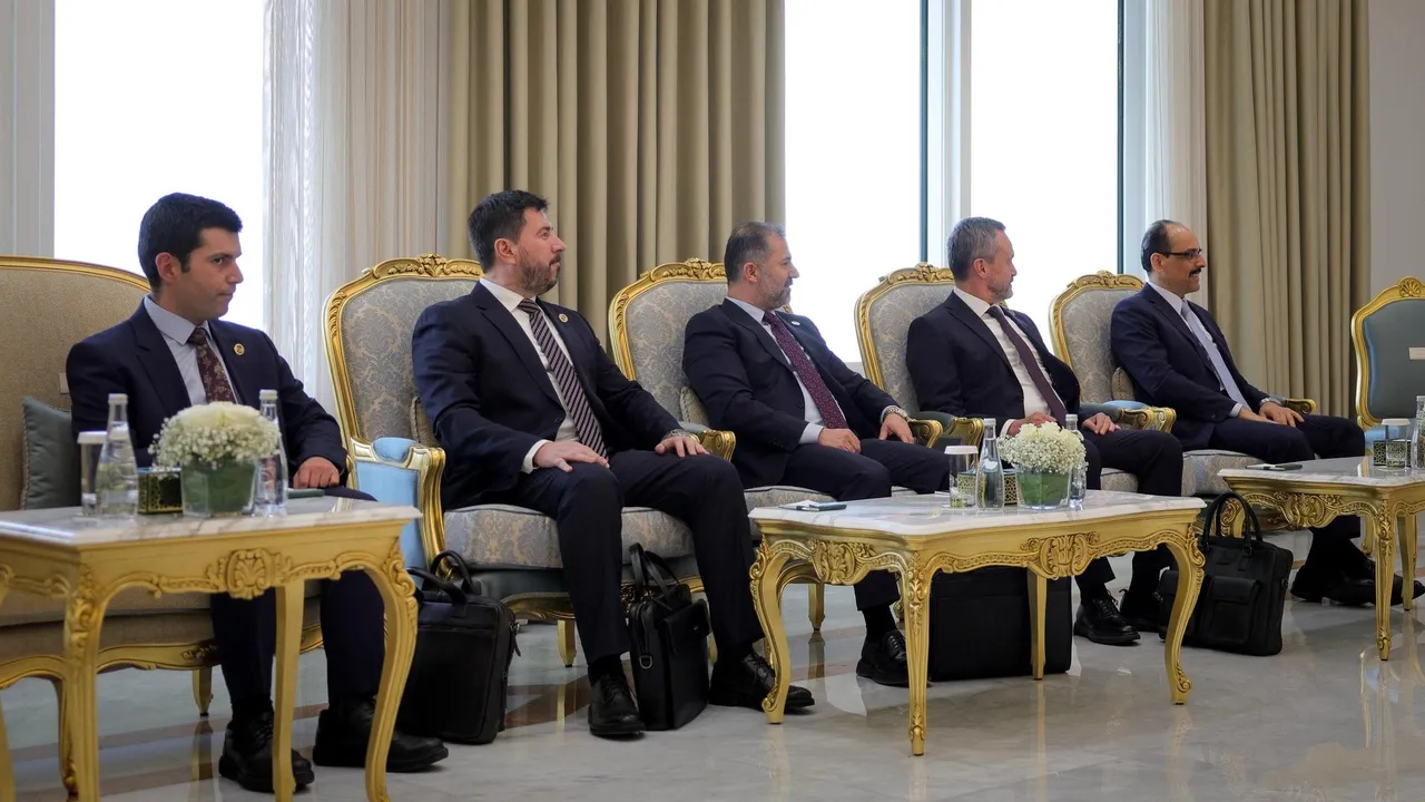 MİT Başkanı İbrahim Kalın Suriye'de! Ahmed Şara ile görüştü