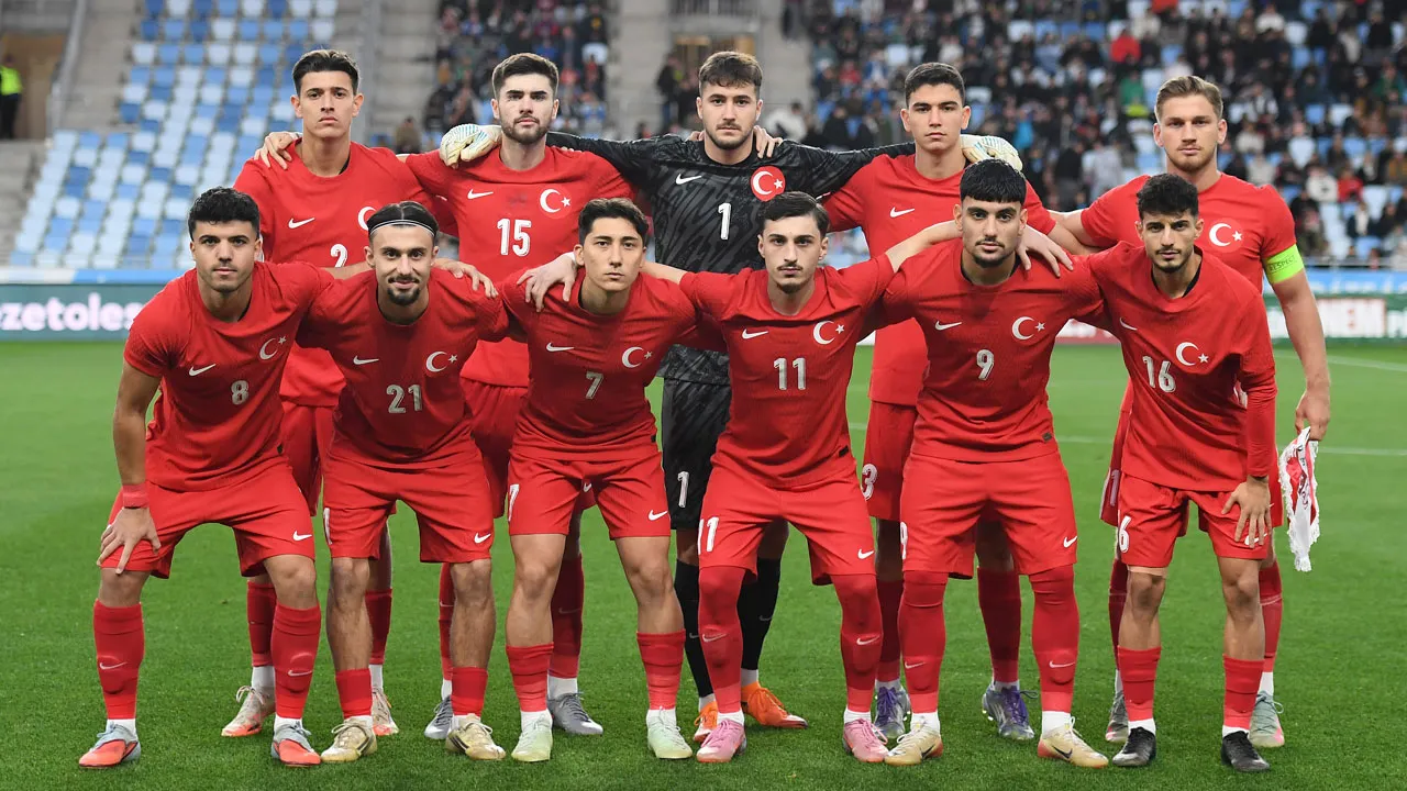 Ümit Milli Takımı'nın kadrosunda Beşiktaş ve Trabzonspor'dan ikişer, Fenerbahçe'den 1 isim yer aldı