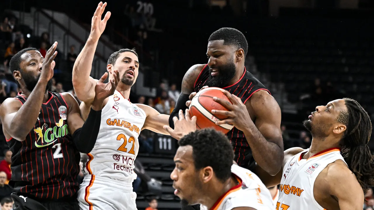 Basketbol Süper Ligi: Galatasaray son 5 dakikada kaybetti 