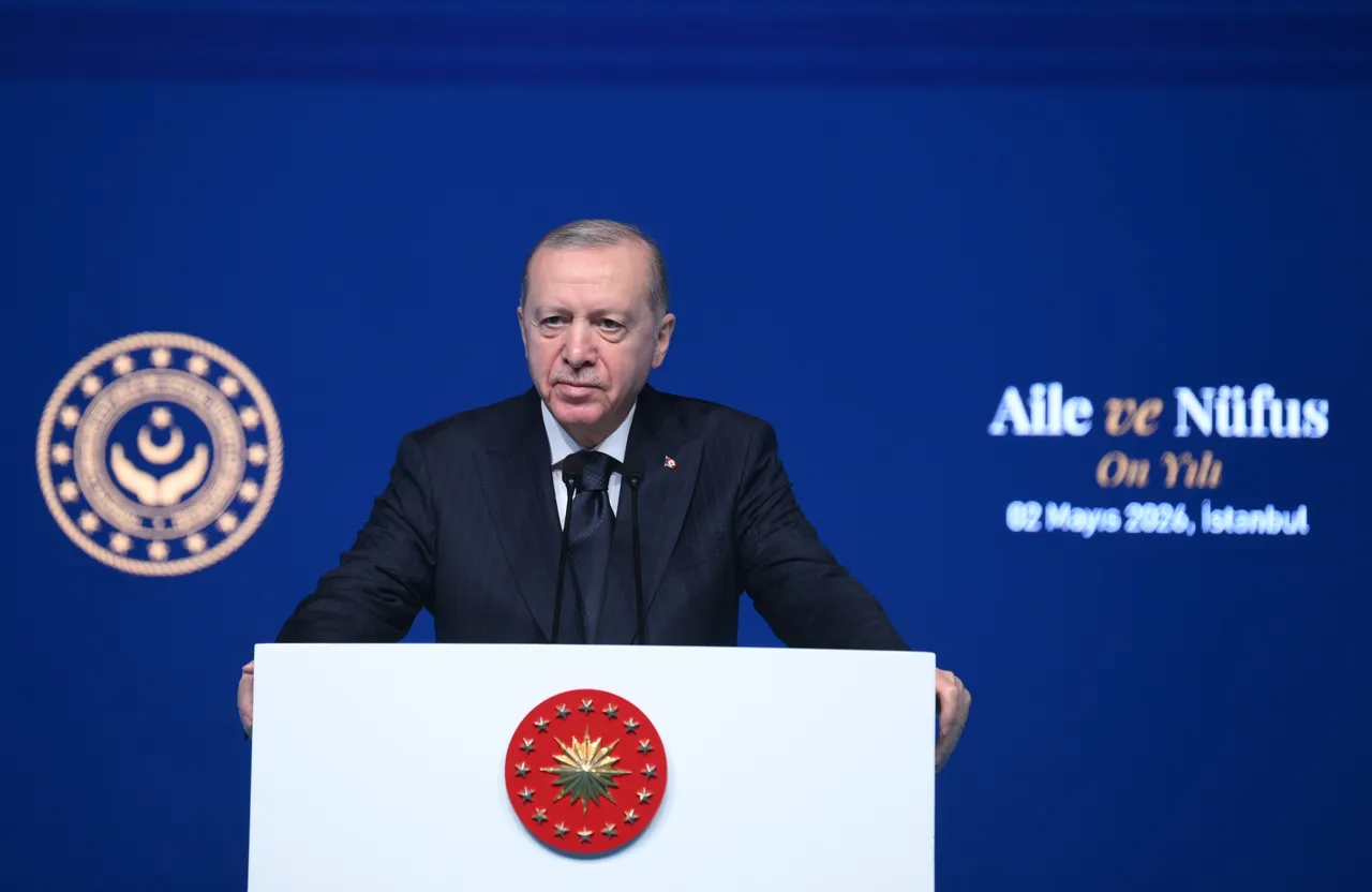 Cumhurbaşkanı Erdoğan 'Tedirgin edici' diyerek nüfus konusunda uyardı! İşte 5 maddelik yol haritası