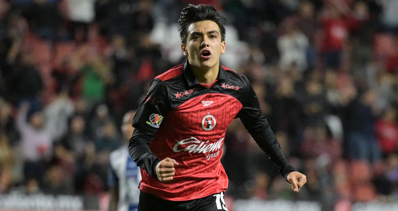 Gilberto Mora