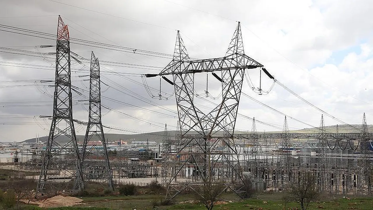 İzmir GEDİZ elektrik kesintisi listesi! 2-3 Mayıs İzmir'de elektrikler ne zaman gelecek?