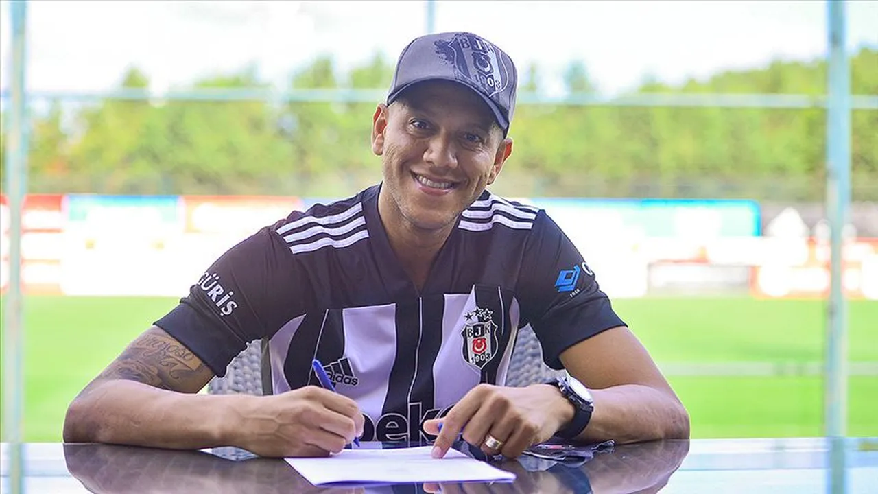 Josef de Souza, 2020-2023 yılları arasında Beşiktaş'ta top koşturdu.