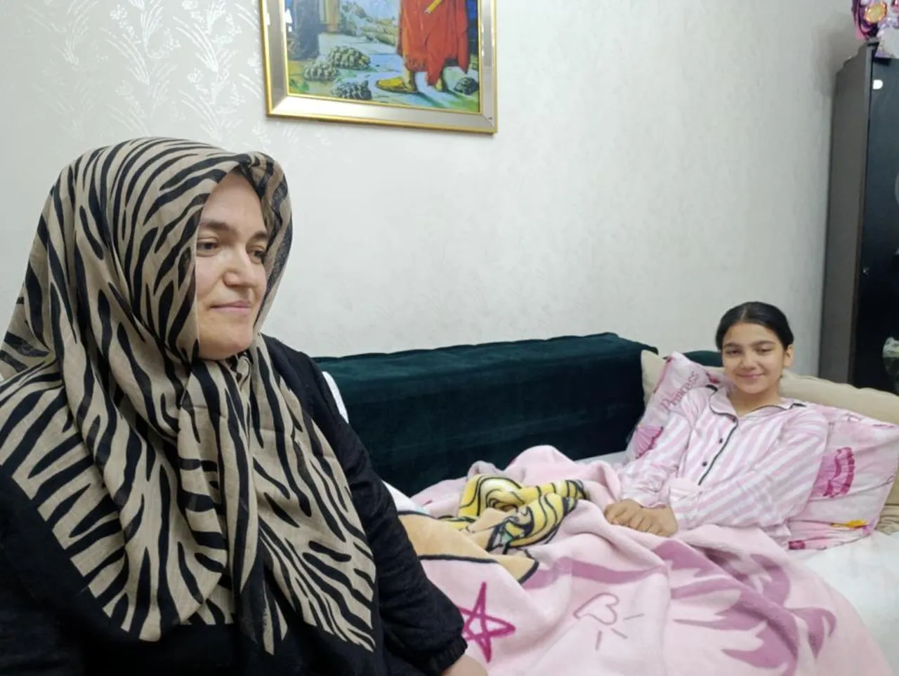Okul saldırısında yaralanan kızın annesi konuştu: Layığını buldu