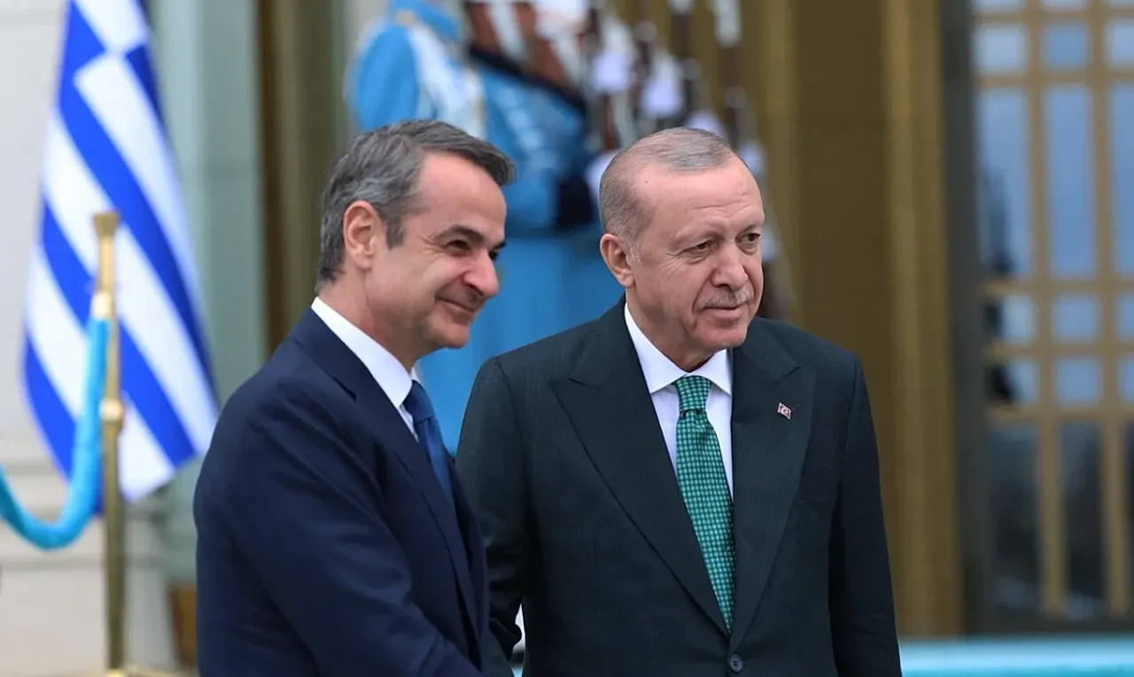 Yunan siyasetçiler Miçotakis'e Türkiye'yi örnek gösterdi: Bak, öğren ve mazlumun sesi ol