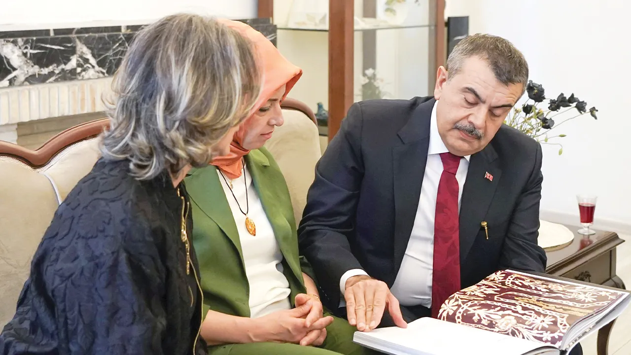 Bakan Yusuf Tekin: Çocuklarımızın kültürünün sesini işitebilmesini istiyoruz