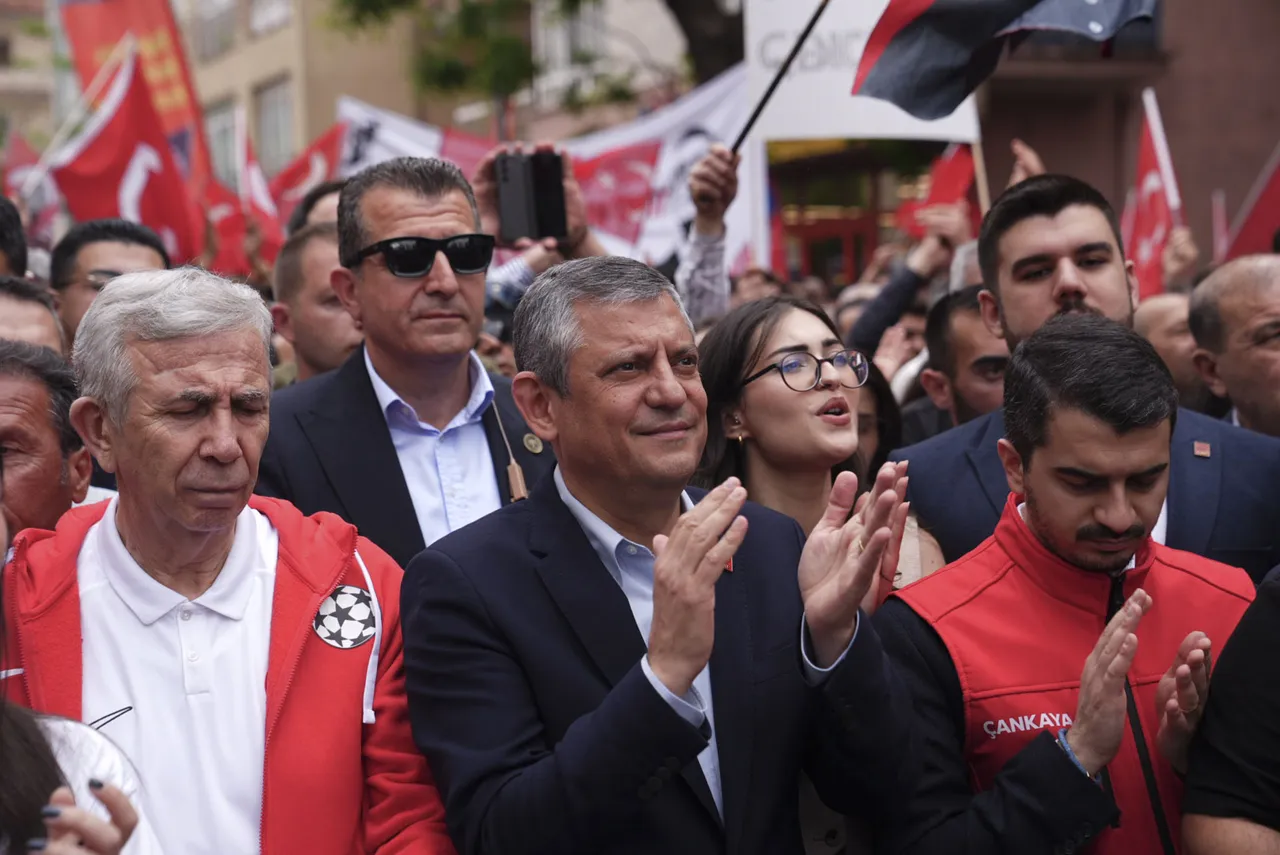 CHP’de İmamoğlu defteri kapanıyor! Cumhurbaşkanlığı adaylığı için ibre Mansur Yavaş'a döndü