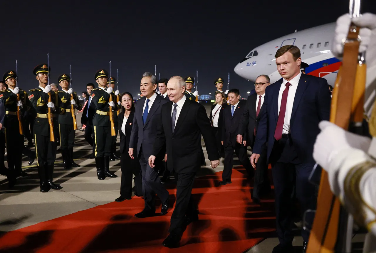 Çin'den Trump'a farklı, Putin'e farklı karşılama! Kritik zirve öncesi dikkat çeken detay