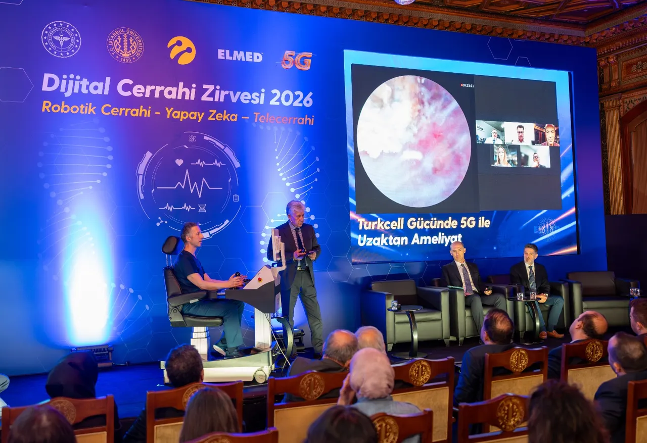 İstanbul’dan Muş’taki hastaya 5G ile böbrek taşı ameliyatı: Turkcell 5G ile 1500 kilometreden tıbbi operasyon
