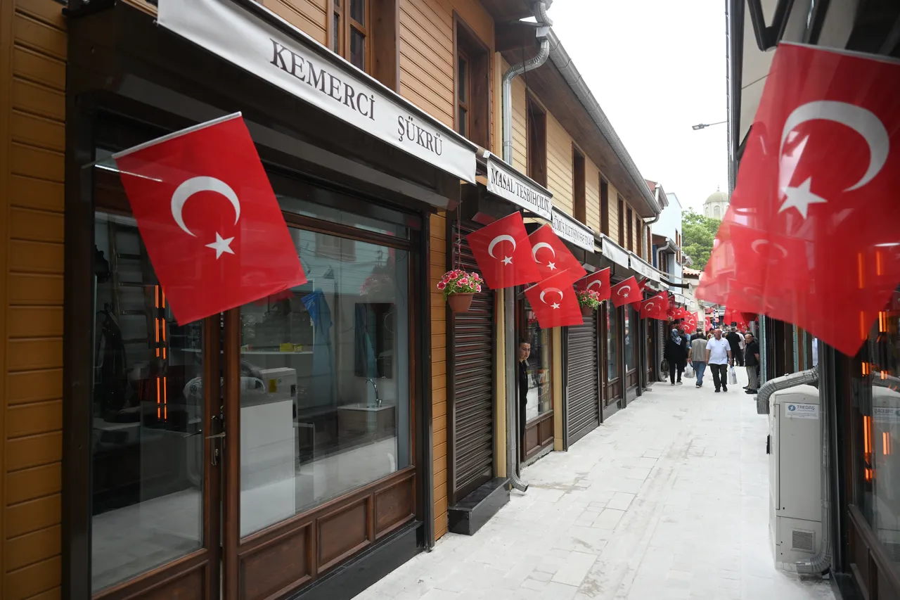 Kentin simgesi yenilendi! Esnafın rüyası gerçek oldu