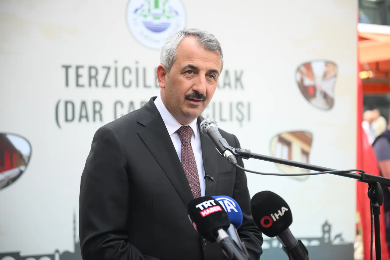 Edirne Valisi Yunus Sezer