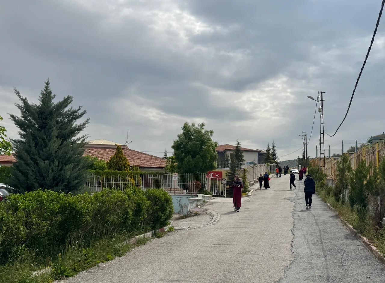 Malatya'da şiddetli deprem! Adana, Gaziantep, Hatay, Şanlıurfa sallandı