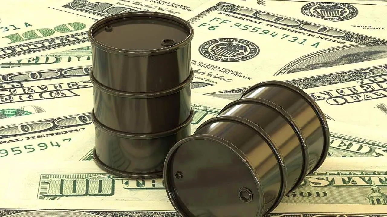 Müzakerelerin olumlu havası petrole yansıdı! Varil fiyatı yüzde 5'in üzerinde düştü