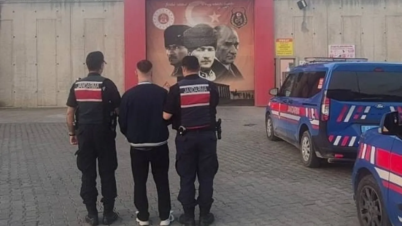 Yunanistan'a kaçmaya çalışıyordu, Sakarya'da uyuşturucu operasyonunda yakalandı