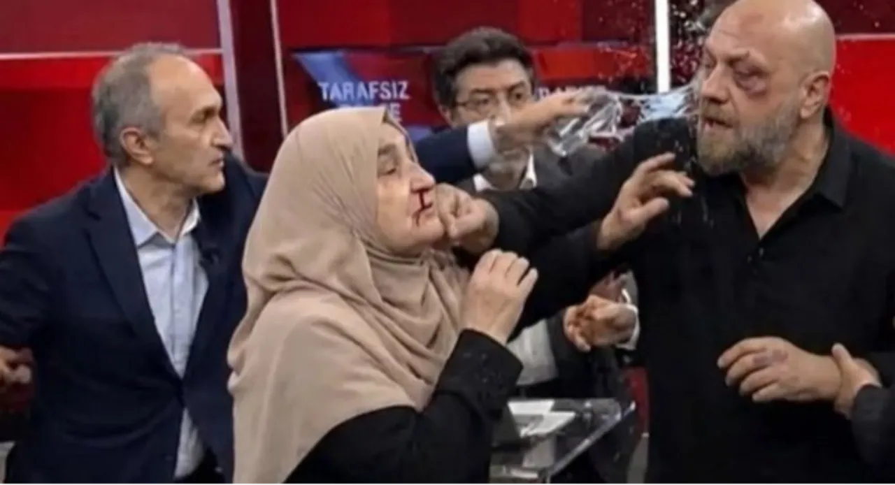Sosyal medyada yayılıyor! Ahmet Mümtaz Taylan ve Saliha Erdim’i kavga ederken gösteren görsel gerçek mi?