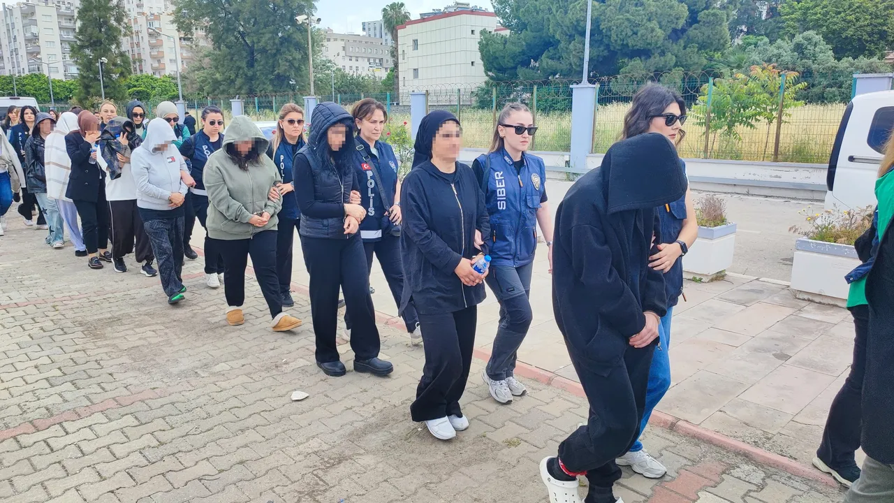 Cep telefonu şifresi kırılınca işler değişti! Bahis çetesi böyle çökertilmiş