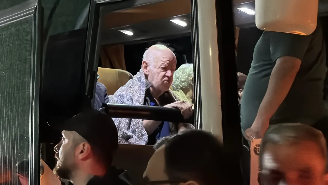 Düzce’de huzurevinde yangın! 54 kişi tahliye edildi