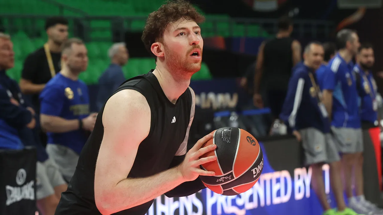 Fenerbahçe Beko'da Onuralp Bitim: 'Kupayı alacağımıza inanıyorum'