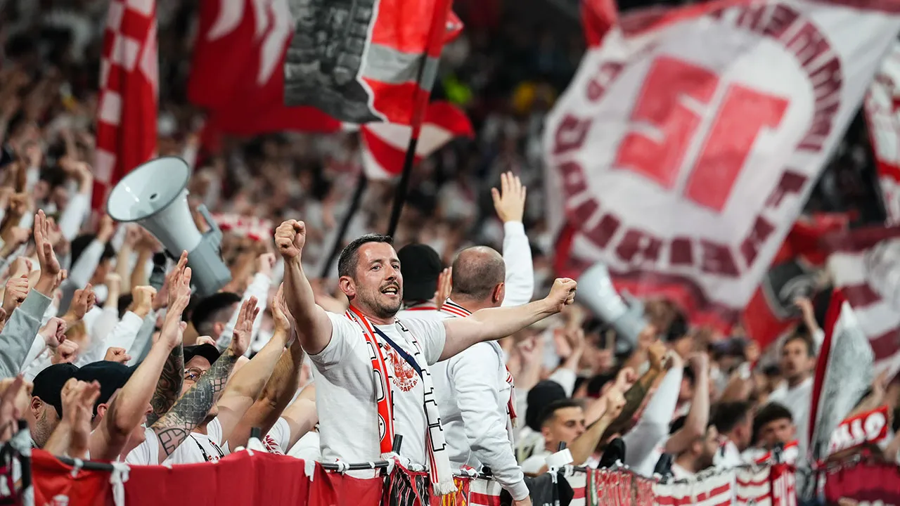 Freiburg'da Schuster: 'Atmosfer için müteşekkiriz'