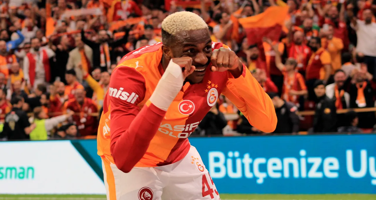 Galatasaray, Victor Osimhen için 75 milyon euro bonservis ödemişti.