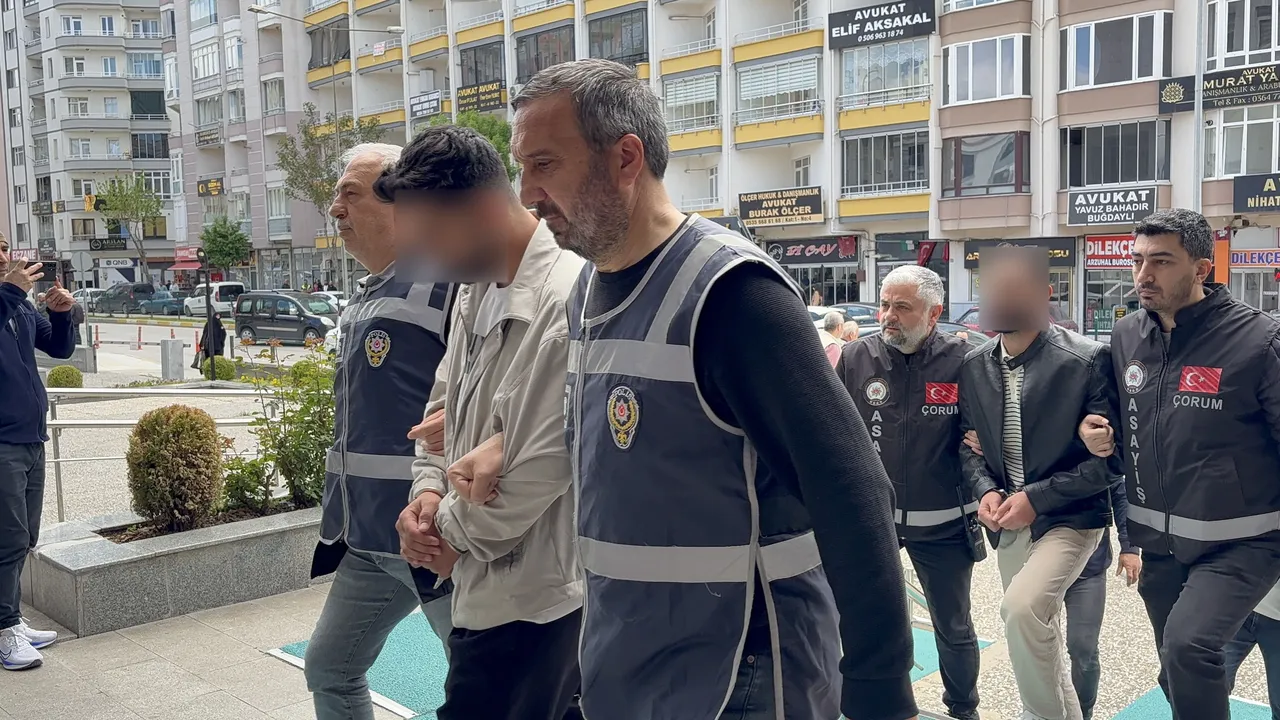 Güzellik salonunda akılalmaz tuzak! Kimsenin farkına varmadığı yöntemle 425 binlik vurgun yaptılar