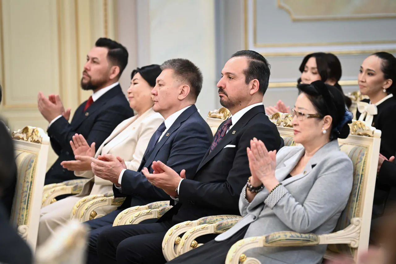 Kazakistan’da AK Parti Genel Başkan Yardımcısı Zorlu’ya Dostluk Nişanı takdim edildi