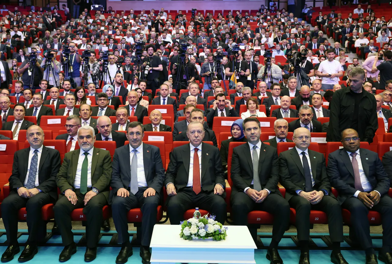 Cumhurbaşkanı Erdoğan: Türkiye enerjide seyirci değil, oyun kurucu olacak