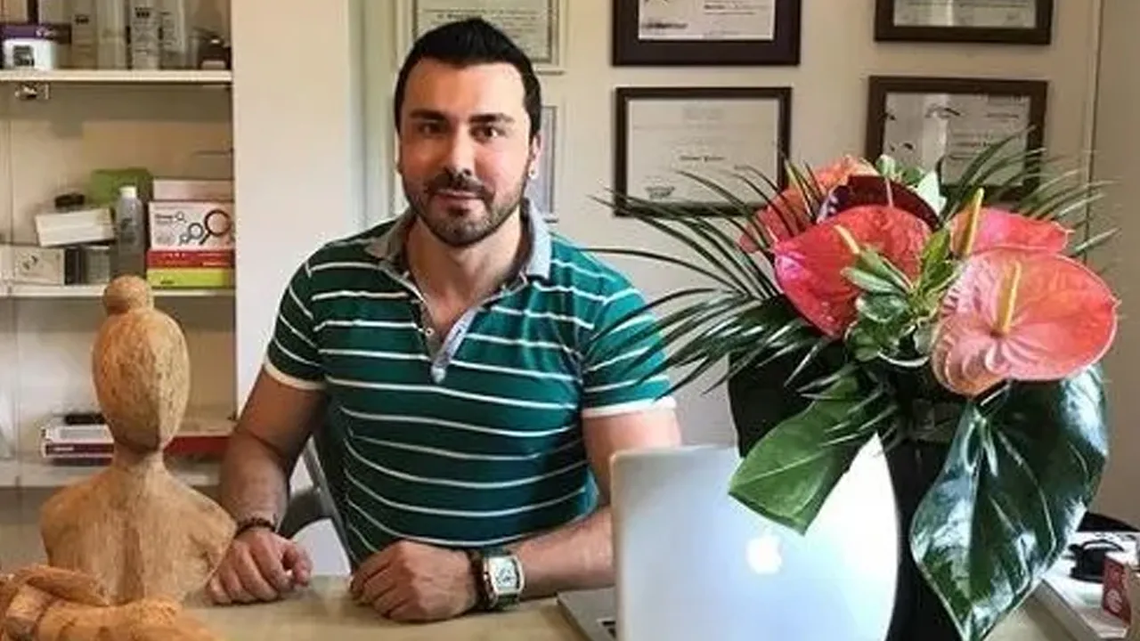 Ünlülerin doktoru olarak bilinen Mehmet Rahşan