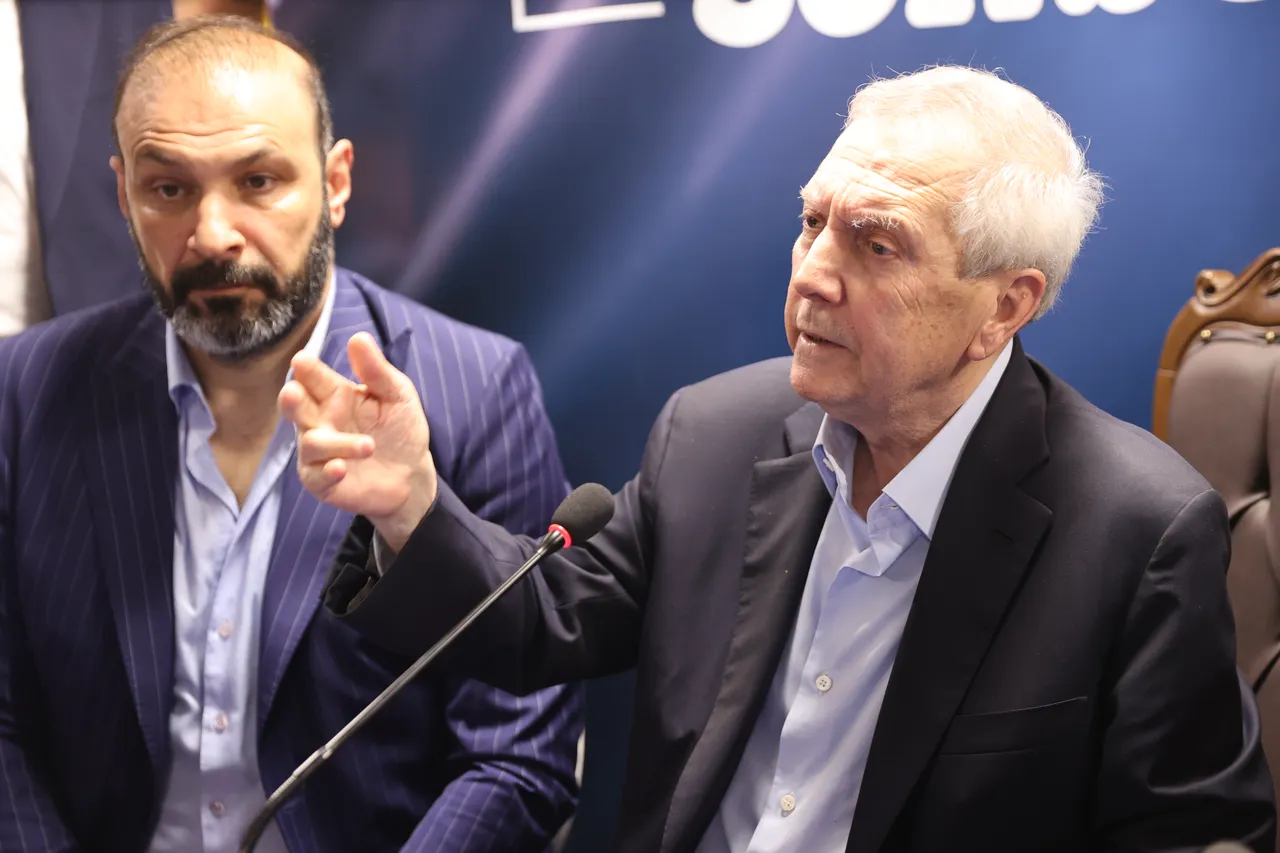 Aziz Yıldırım, Şanlıurfa'da açıklamalara bulundu.