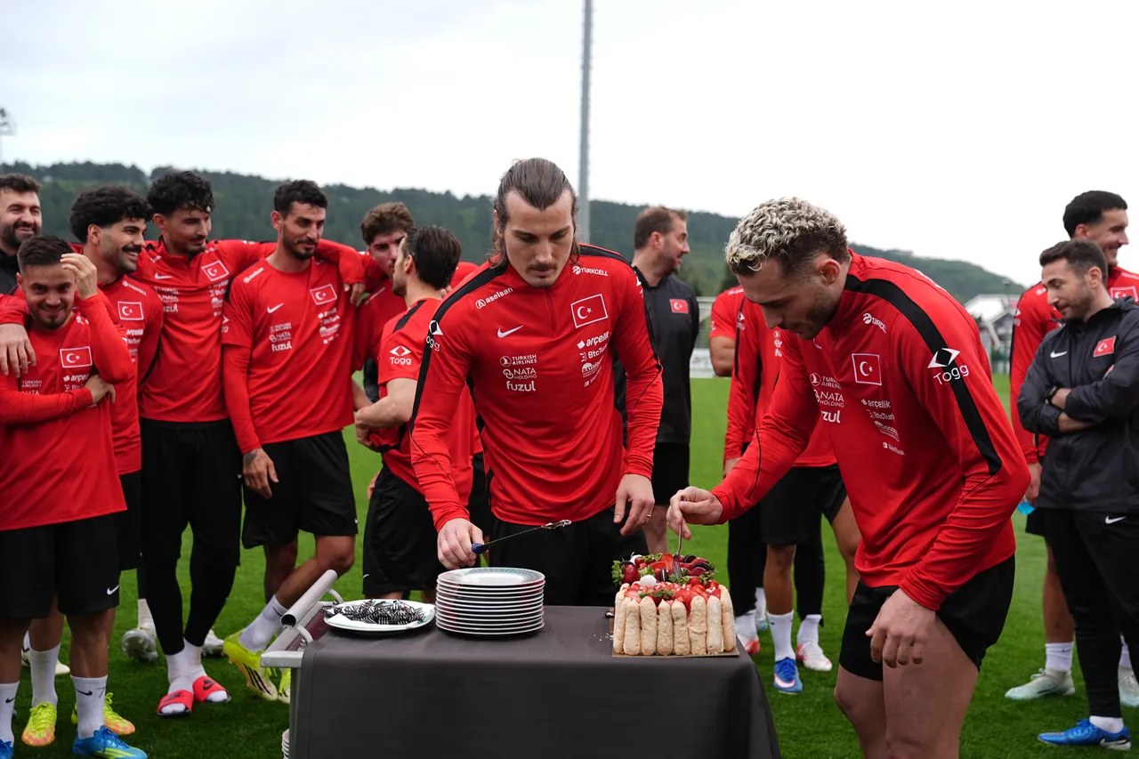 Dünya Kupası öncesi Milli Takım’da şok! Yıldız futbolcu sakatlandı