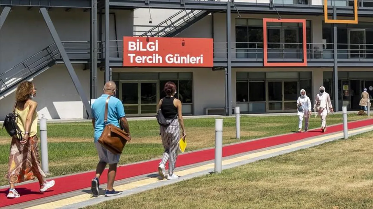 Garantör üniversite formülü uygulanacak! Bilgi Üniversitesi neden kapatıldı? Bilgi Üniversitesi öğrencileri ne olacak, nereden mezun olacak?