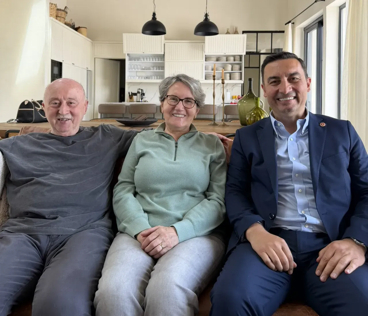 Kılıçdaroğlundan sonra gözler ona çevrilmişti! Meral Akşenerden haber var