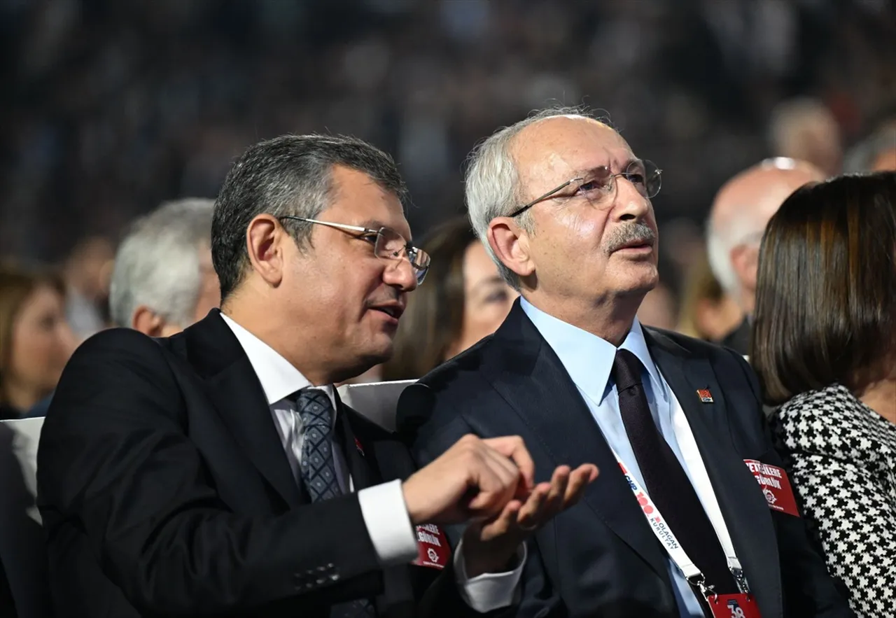 Manisa Milletvekili Özgür Özel, CHP Grup Başkanı oldu