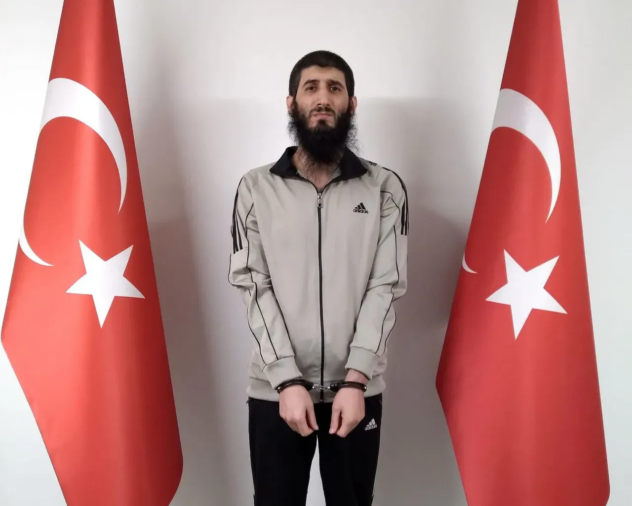 MİTten Suriyede nokta operasyon! 10 DEAŞlı yakalandı