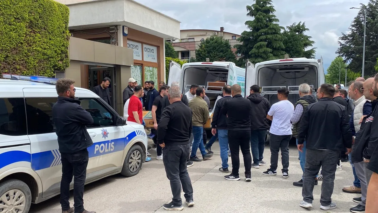 Ortak kavgası kanlı bitti: Önce vurdu sonra intihar etti