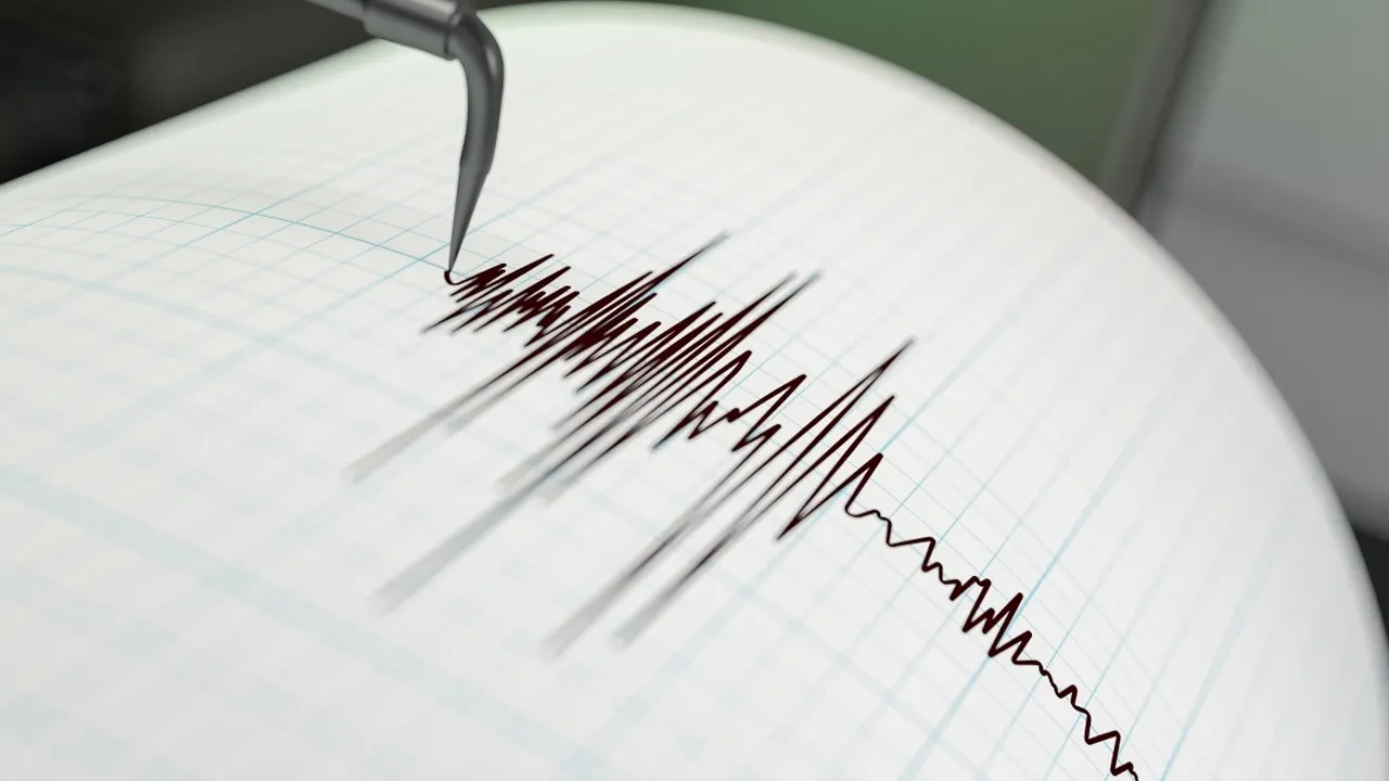Adana'da korkutan deprem! Çok sayıda il sallandı