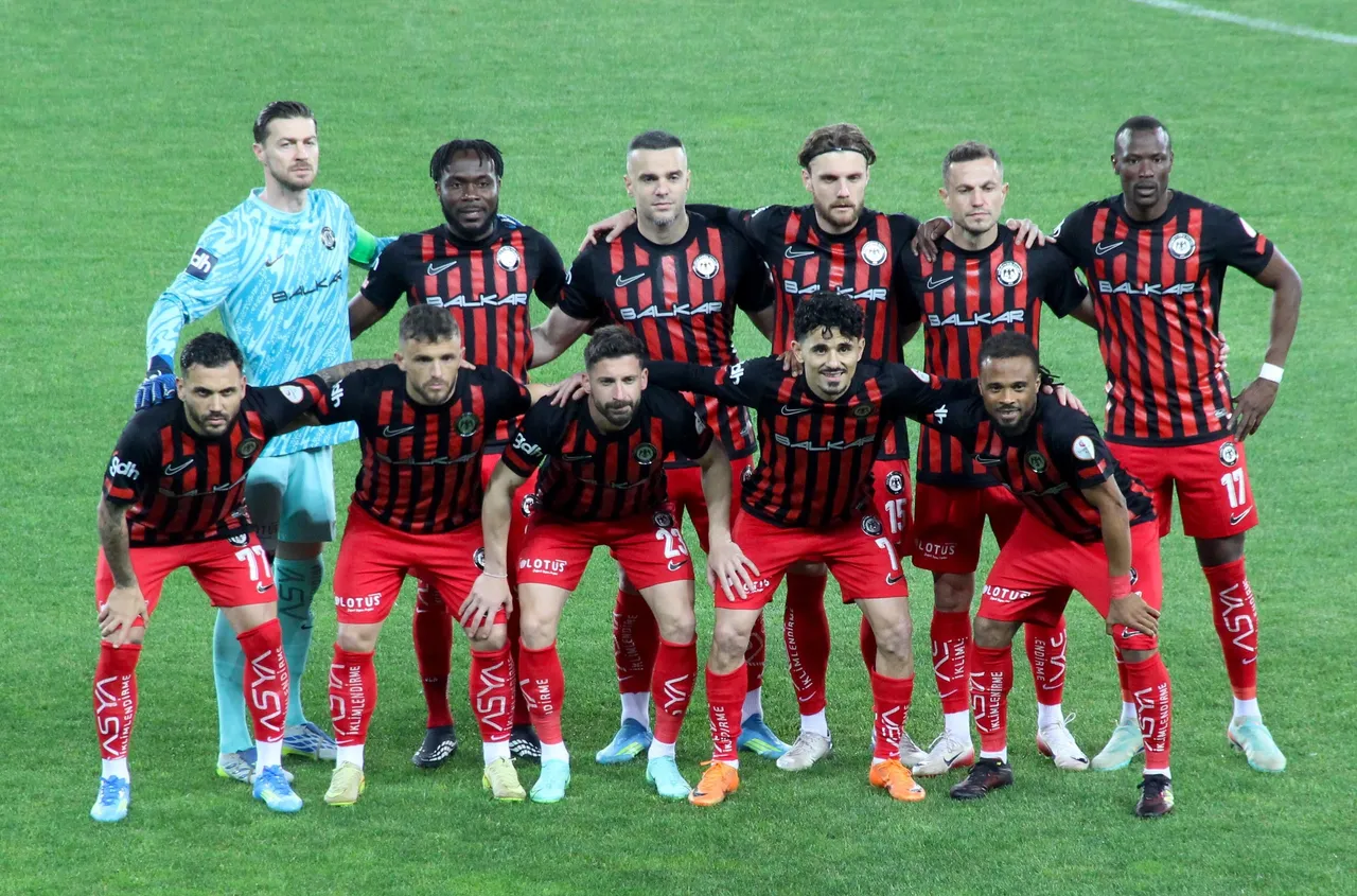 Erokspor-Çorum FK maçı hangi kanalda, nereden izlenir? Şifresiz yayın bilgileri