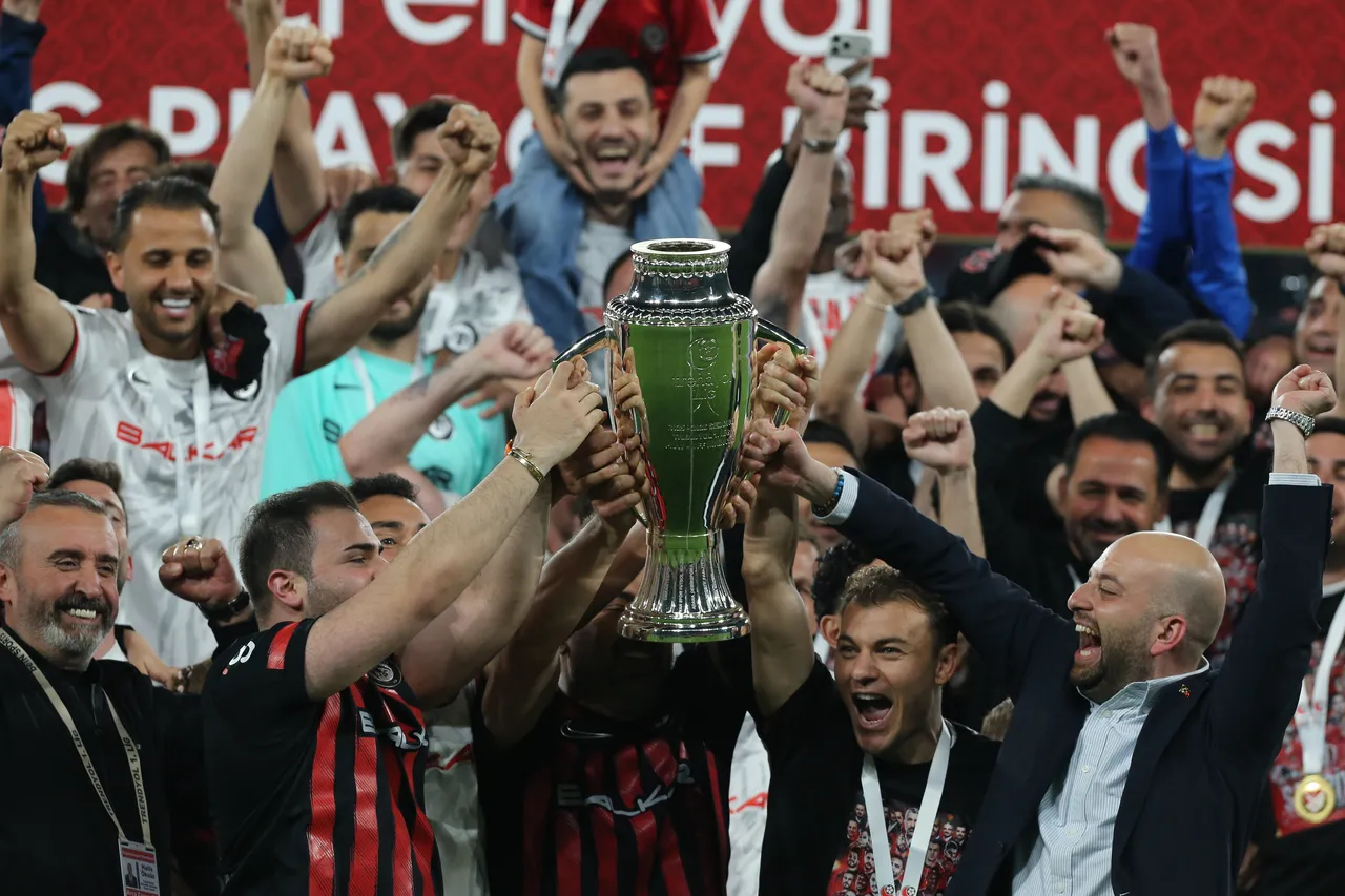 Süper Lig'e yükselen son takım Çorum FK oldu