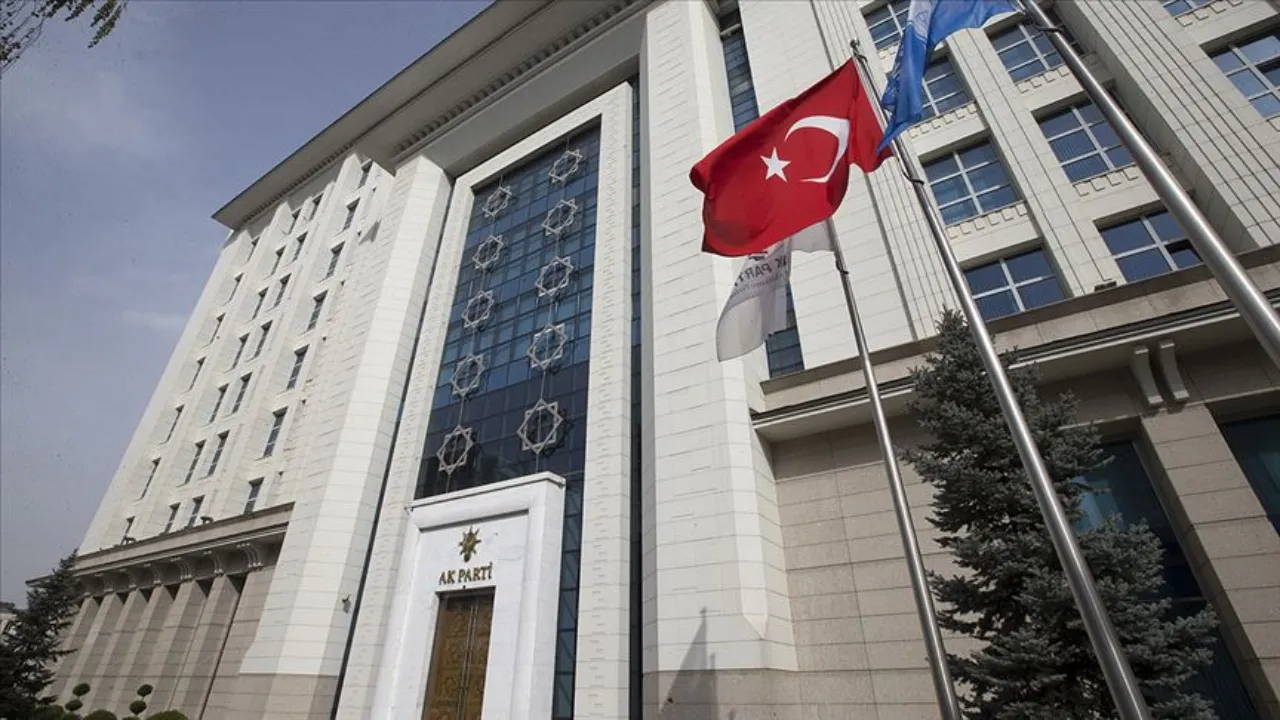 AK Parti'nin bayramlaşma programı netleşti! CHP ile karşılıklı ziyaret gerçekleştirilecek 