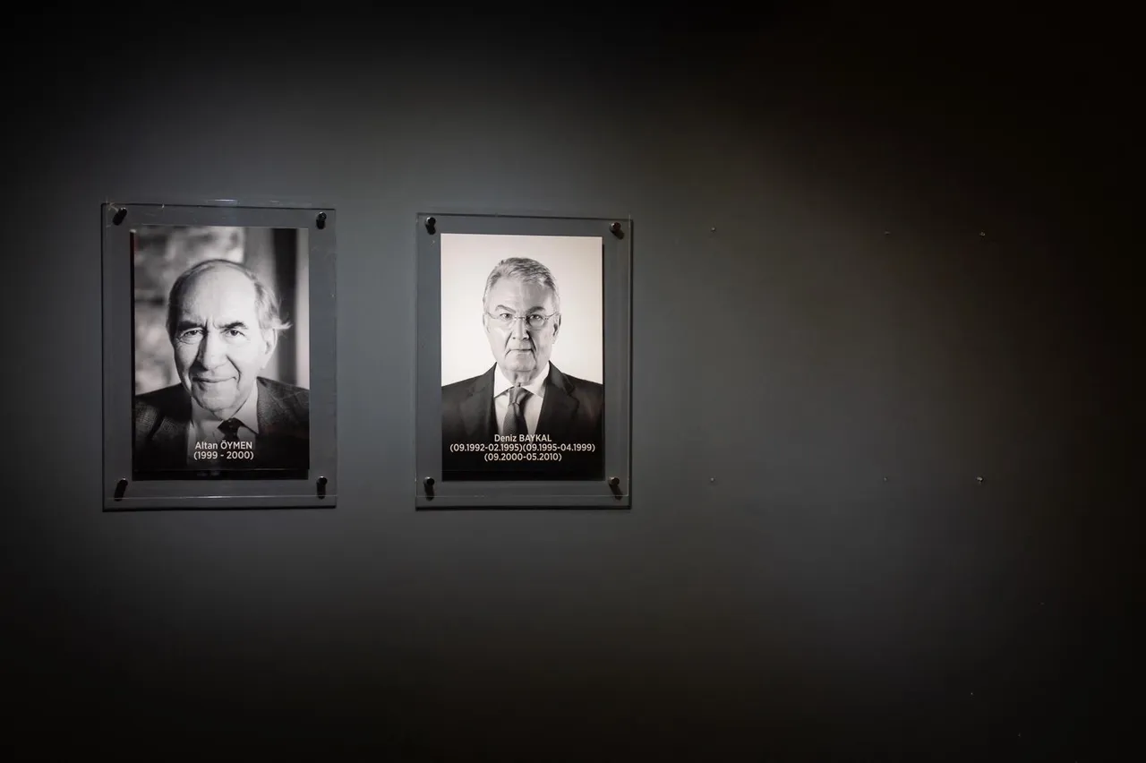 CHP'de her şey sil baştan! Genel Merkez'de büyük temizlik başladı