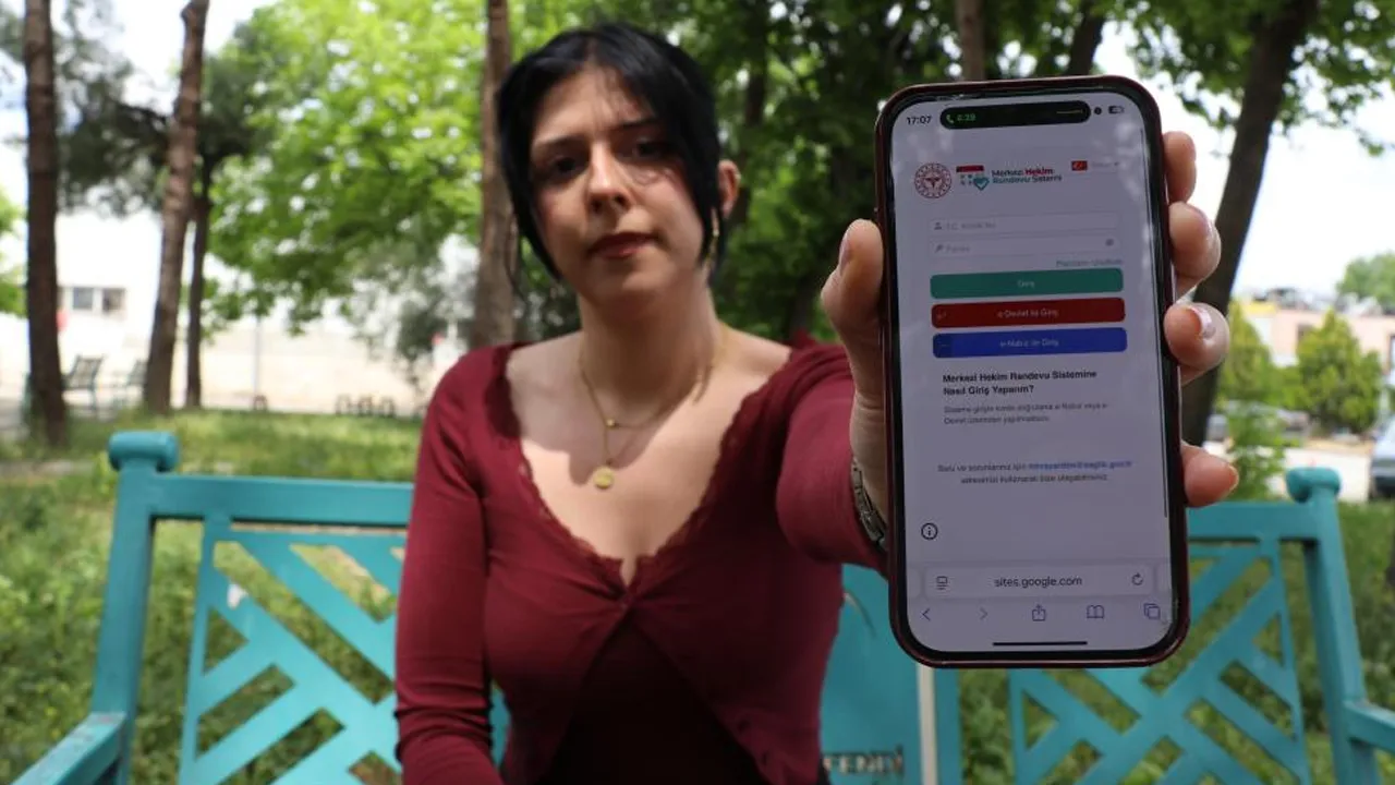 Hastane randevusu alırken başına gelmeyen kalmadı! Linke tıkladığı an parası buhar oldu