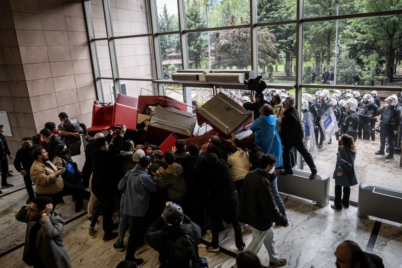 Ömer Çelik'ten "mutlak butlan" kararı sonrası ilk açıklama: Çatışma CHP'nin kendi içinde