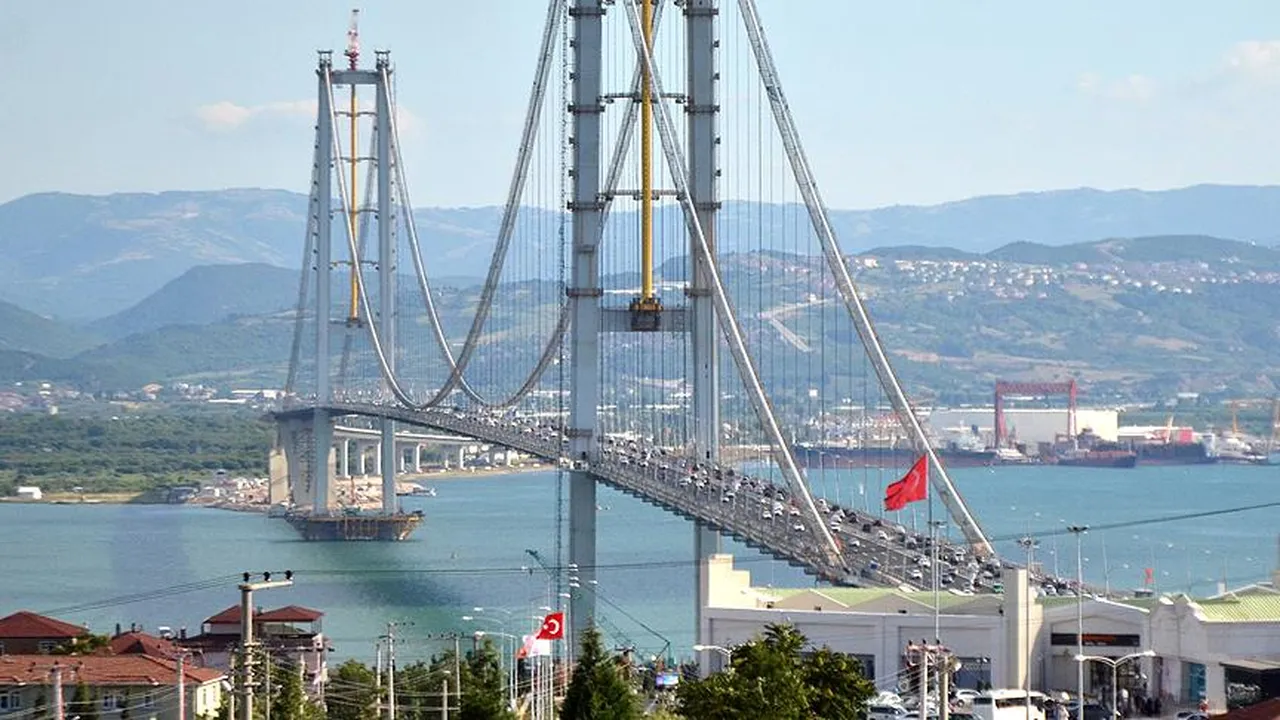 Osmangazi Köprüsü ve Avrasya Tüneli bayramda ücretsiz olacak mı? 2026 geçiş ücretleri
