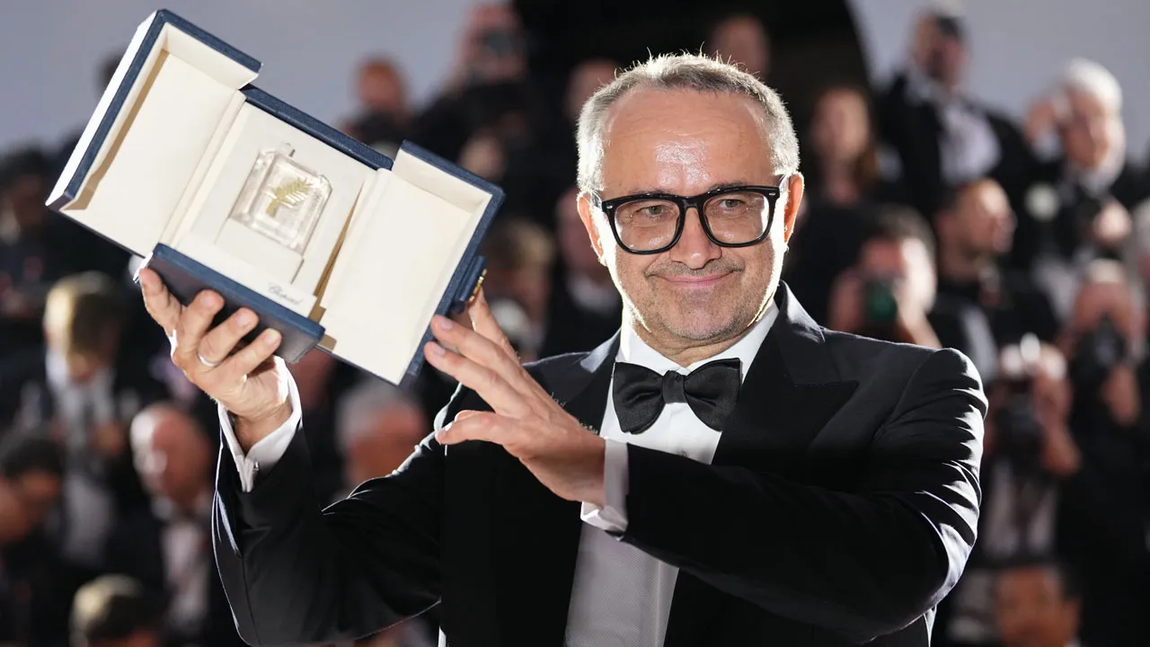 Sahneden siyasete seslendiler! Cannes’da savaşa karşı ortak çağrı