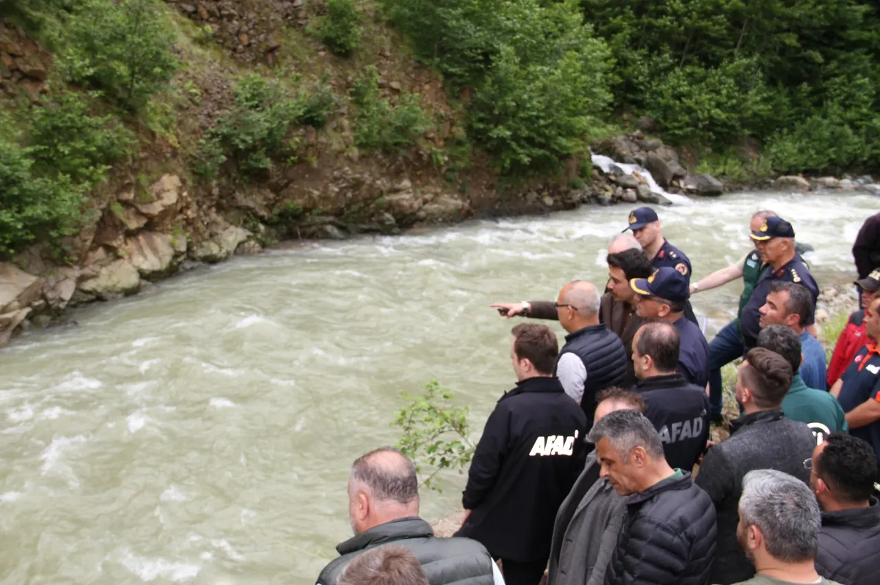 Balık avı kâbusa döndü! Giresun’da sele kapılan amca ve yeğenin son anları