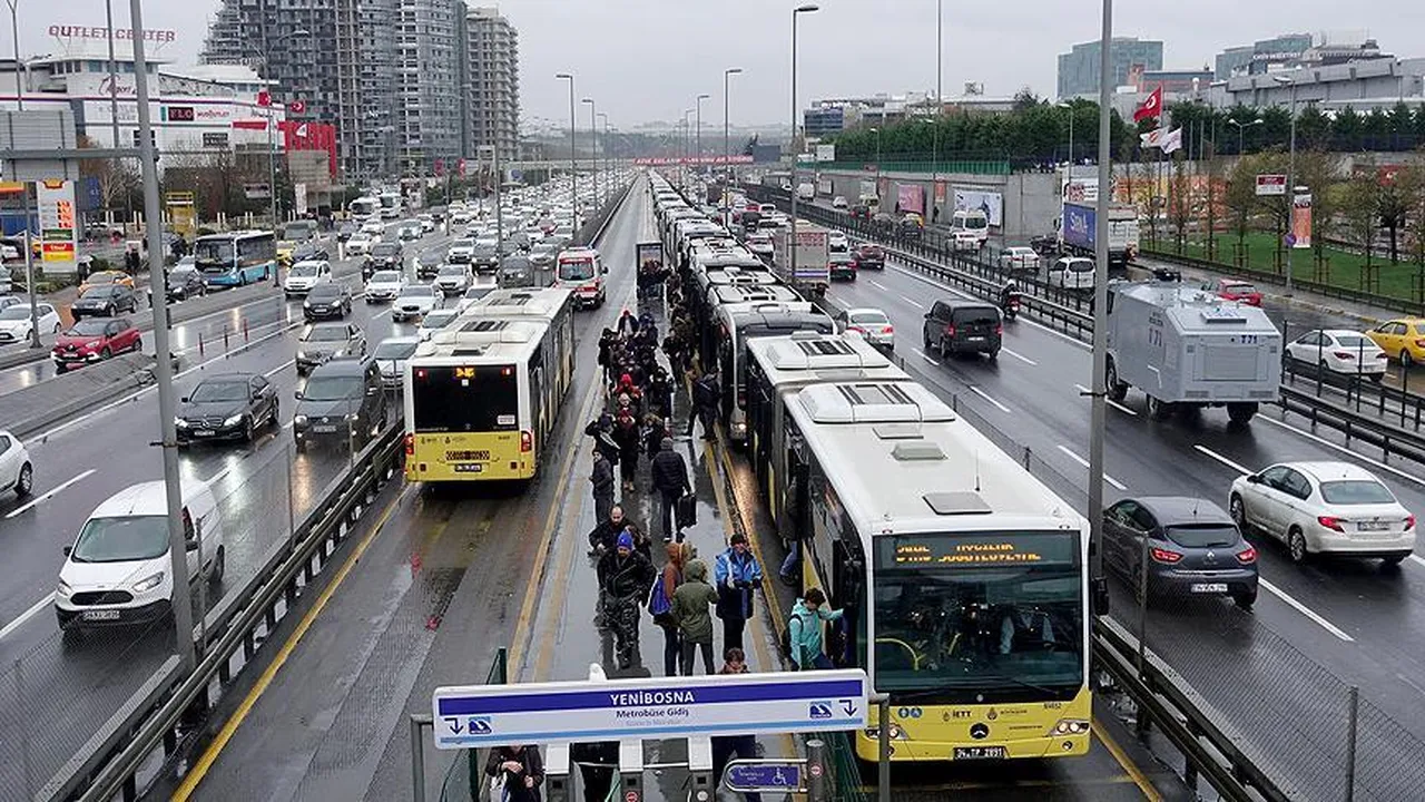Bayramda vapurlar ücretsiz mi? 27-30 Mayıs ücretsiz olan toplu taşımalar